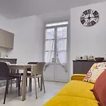 Emily شقة *